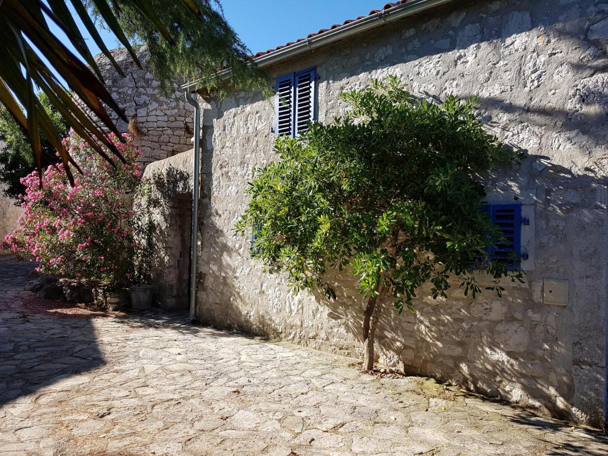 The Istrian Villa Vrsar Exterior foto